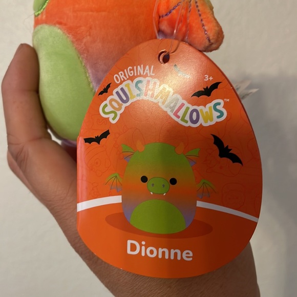 DIONNE 4” gargoyle squishmallow - Picture 3 of 3